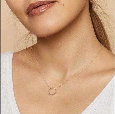 قلادة متدلية بتصميم ملتوي مطلية بالذهب عيار 14 قيراط من الفضة الإسترلينية عيار 925 مع سلسلة وصلات بطول 16 بوصة