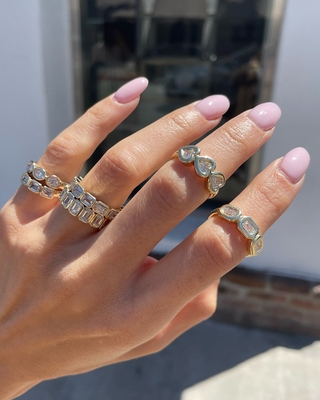 حلقة زرقاء ثلاثية فضية مصنوعة يدوياً مع حجر الزركون AAA و 14K زيت