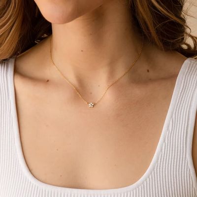 قلادة نسائية من الفضة الإسترلينية عيار 925 بتصميم OEM / ODM بدون حجر رئيسي