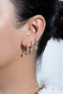 925 فضة من الفضة المميزة (ميني ستاربرست) (باف) (CZ Huggie Earrings)