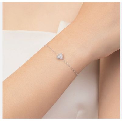 سوار فضة عيار 925 على شكل قلب مع زركون للنساء