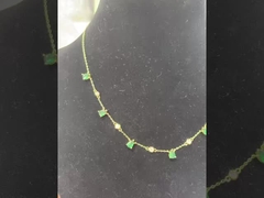 أناقة بلا مجهود: تنسيق مجوهرات المعادن المختلطة باحترافية.